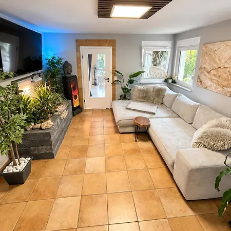 Apartamento Buddha Lounge 40 - Private Pool & Sauna Retreat