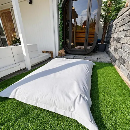 Buddha Lounge 40 - Private Pool & Sauna Retreat Apartamento *