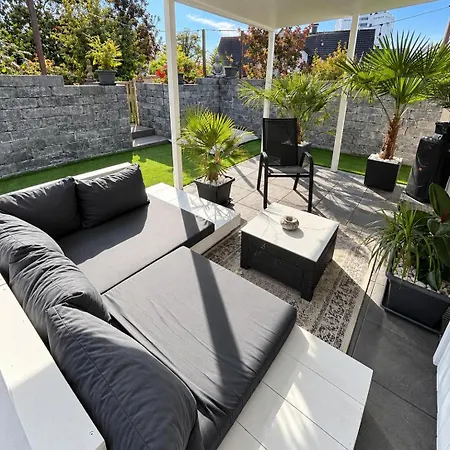 Apartamento Buddha Lounge 40 - Private Pool & Sauna Retreat Kassel