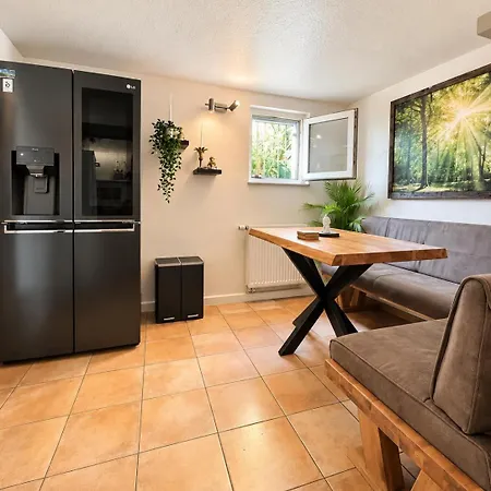 Buddha Lounge 40 - Private Pool & Sauna Retreat